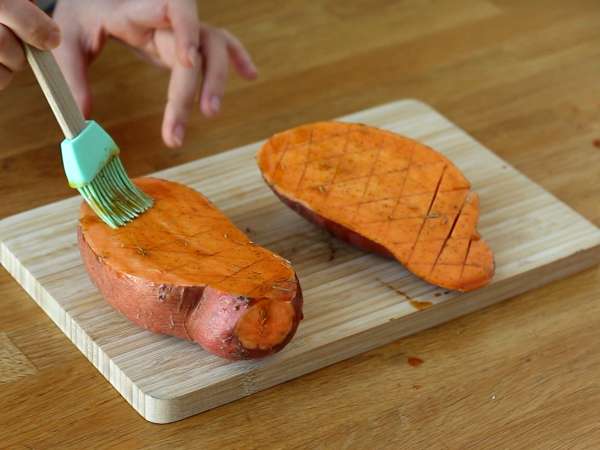 Pečen sladki krompir - Priprava korak 2