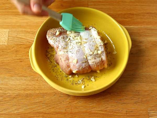 Kako speči svinjsko pečenko v pečici? - Priprava korak 2