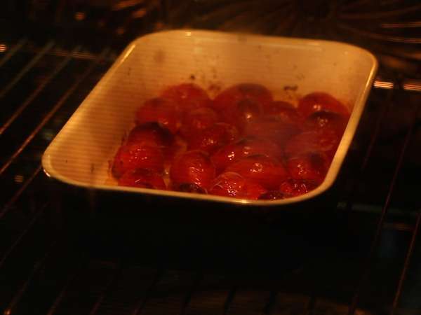 Brusketa iz pečenega paradižnika in burrate - Priprava korak 2