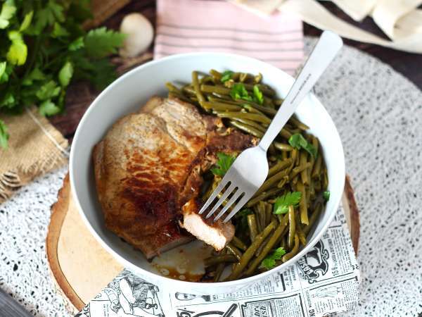 Kako v ponvi spečete svinjsko kotletko? - Priprava korak 5