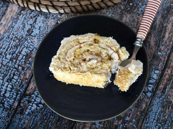 Kokosov zavitek s pasijonko, kot nalašč za Yule log - Priprava korak 8