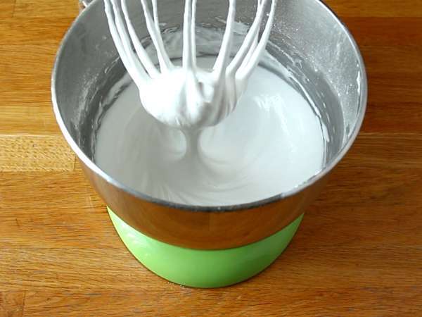 Amaretti, italijanski mandljev posladek, ki se odlično poda h kavi! - Priprava korak 1