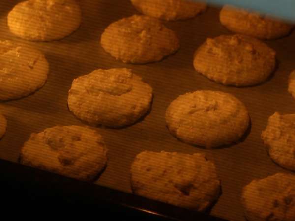 Amaretti, italijanski mandljev posladek, ki se odlično poda h kavi! - Priprava korak 4