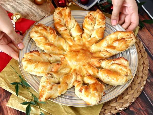 Listnato pecivo z lososom in slanino, kot nalašč za prigrizek ob aperitivu. - Priprava korak 8