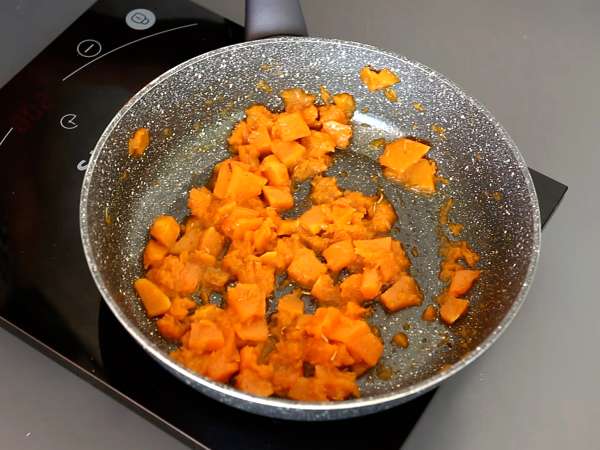 Omaka iz buč in rikote, odlična s testeninami ali nadevana v raviole! - Priprava korak 3