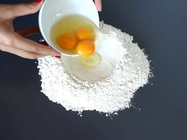 Tagliolini, postopek korak za korakom za pripravo doma - Priprava korak 1