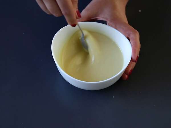 Kokosovi verrini v slogu Raffaello - pravljična sladica v snežni krogli - Priprava korak 4