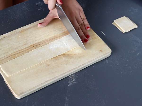 Kako narediti domače testenine: sorpresine, lepe majhne testenine - Priprava korak 4