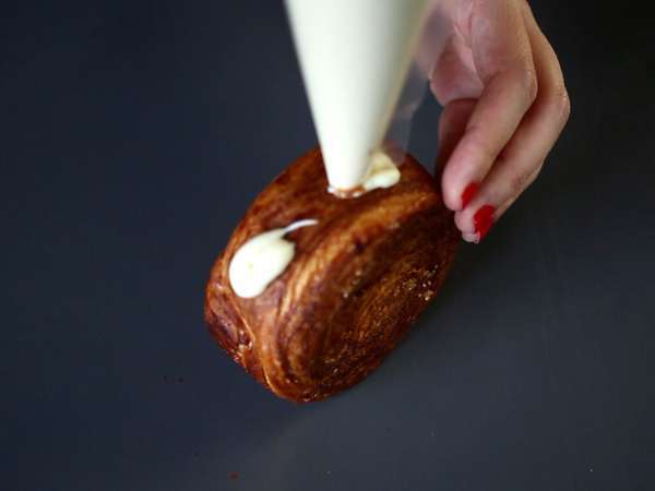 New York roll maison express, cenovno ugodna različica ennoiserije, ki je v Franciji zelo priljubljena. - Priprava korak 10