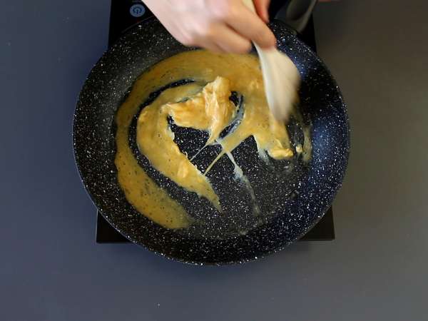 Nasi goreng, indonezijska riževa jed - Priprava korak 2