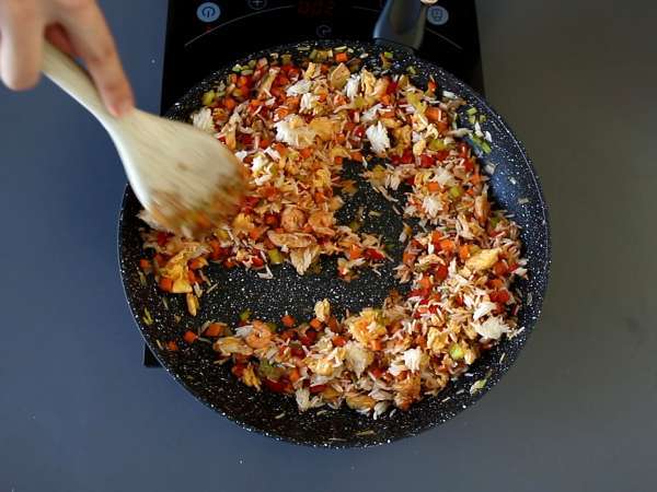 Nasi goreng, indonezijska riževa jed - Priprava korak 7