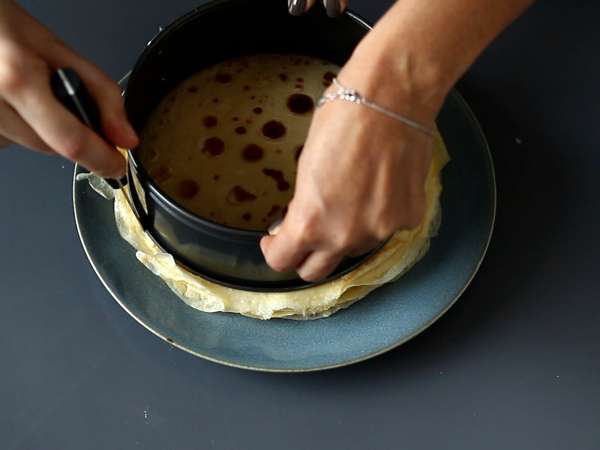 Palačinka v slogu tiramisuja s kavo in kakavom - Priprava korak 3