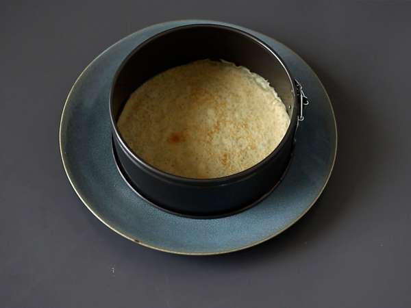 Palačinka v slogu tiramisuja s kavo in kakavom - Priprava korak 4