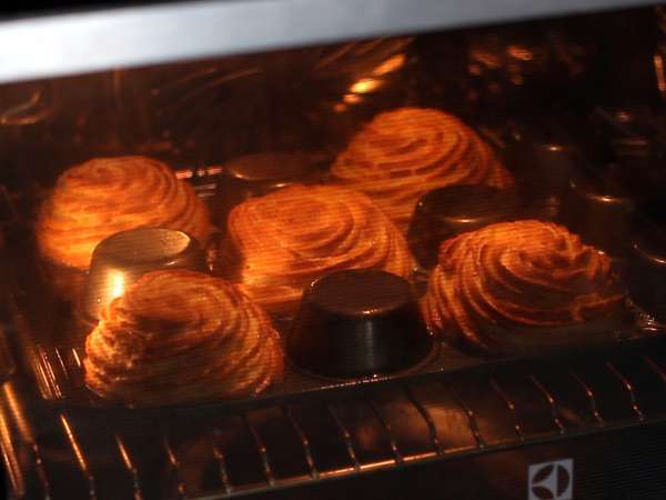 Pečeni churrosi v obliki sklede za velikodušen preliv - Priprava korak 5