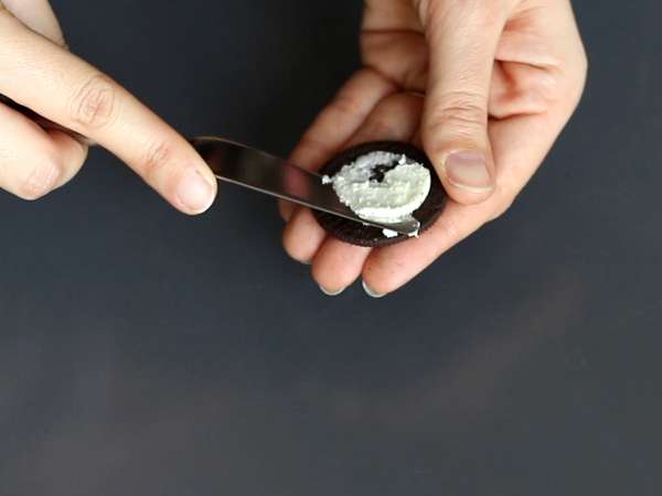 Piškotki, preliti s čokoladnim ganachejem, v slogu korenčkovega lonca - Priprava korak 6