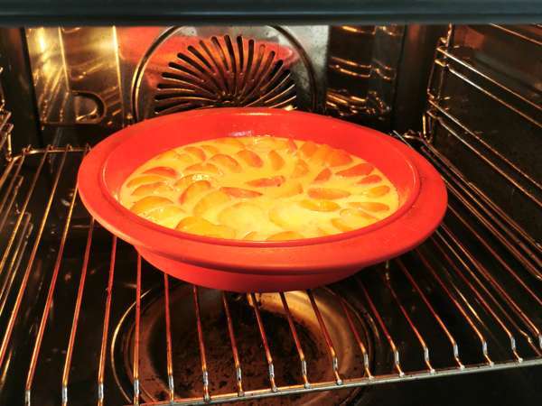 Enostaven marelični clafoutis - Priprava korak 7