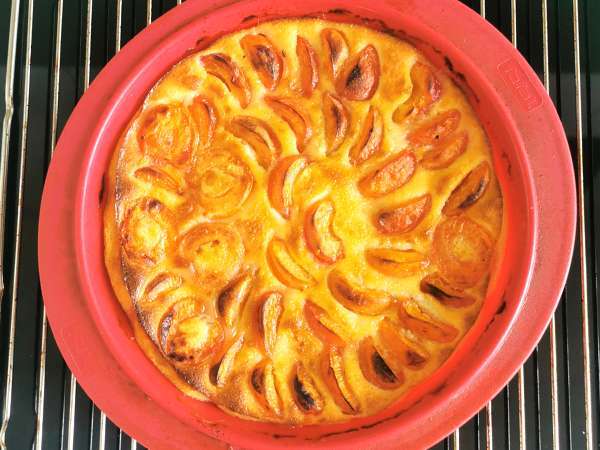 Enostaven marelični clafoutis - Priprava korak 8