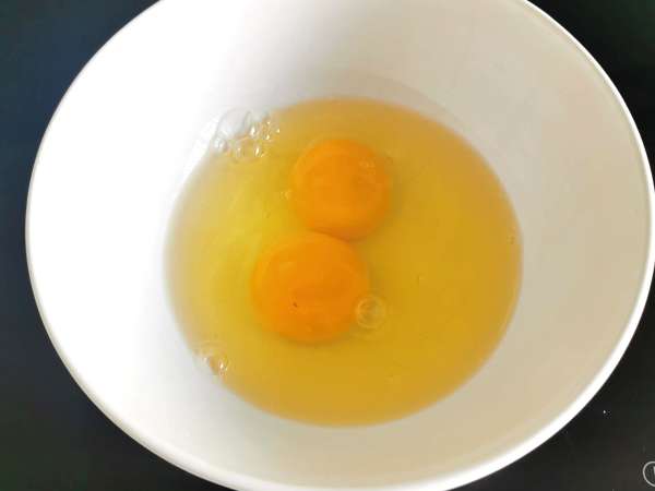 Omleta s sirom, ekspresni recept, pripravljen v 5 minutah! - Priprava korak 1