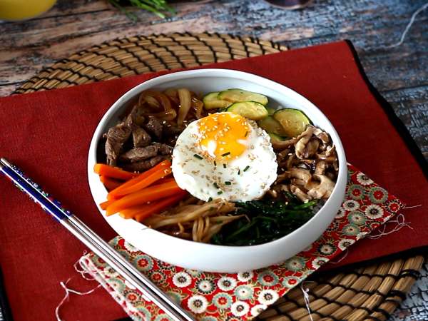 Bibimbap, tradicionalna korejska jed - Priprava korak 12