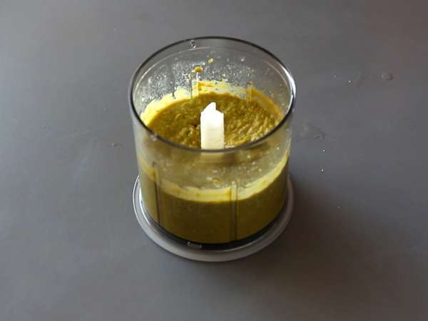 Vegetarijanske verrines: grahova kremna juha, parmezanov drobljenec in maskarponejeva krema - Priprava korak 4