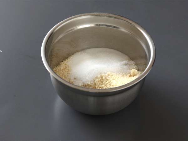 Ekspresni tart z rdečim sadjem - Priprava korak 1