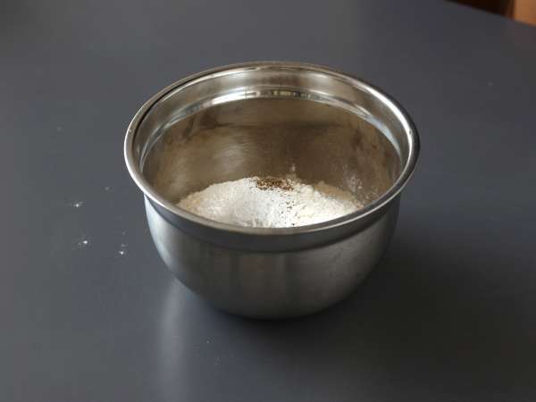 Torta s slanino, kozjim sirom in orehi - Priprava korak 3