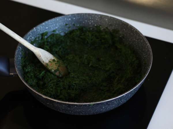 Izjemno topljiva rikota in špinačna lazanja - Priprava korak 4