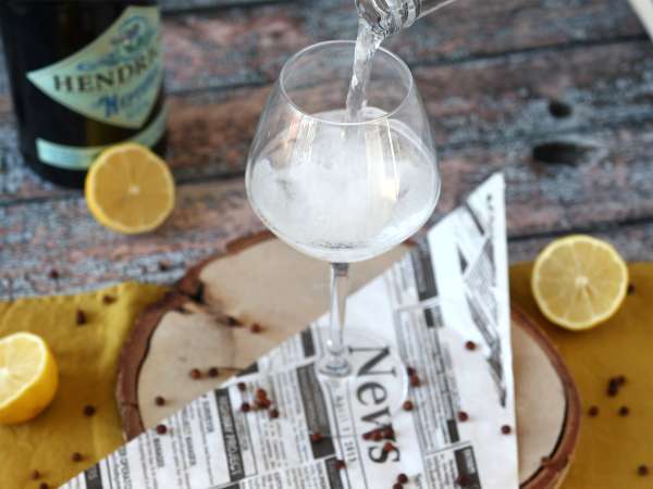 Gin s tonikom, osnovni aperitivni koktajl! - Priprava korak 1