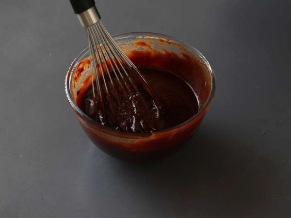 EXTRA FONDANT čokoladna in kostanjeva kremna torta s samo 4 sestavinami - Priprava korak 2