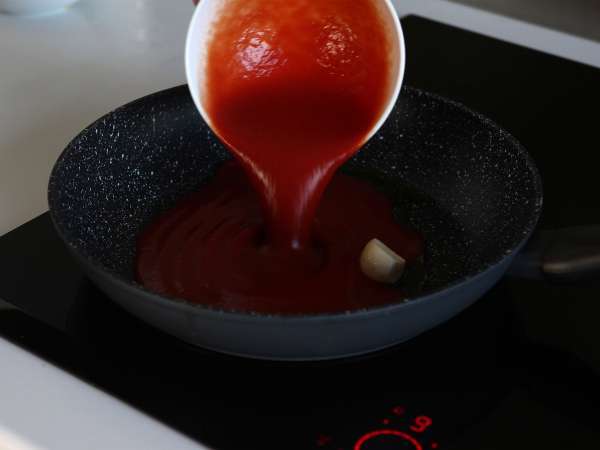 Gnocchi alla Sorrentina v ponvi: hiter in sočen recept, ki ga imajo vsi radi! - Priprava korak 2