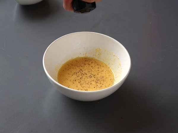 Spaghetti alla carbonara, pravi italijanski recept za ogljikove hidrate! - Priprava korak 5