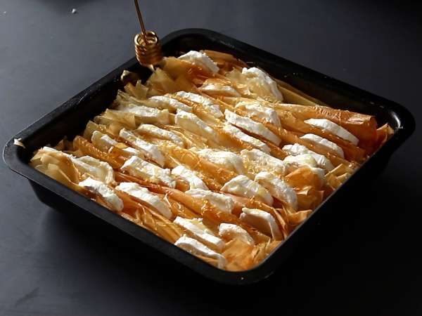 Slano pecivo s kozjim sirom in medom - Priprava korak 7