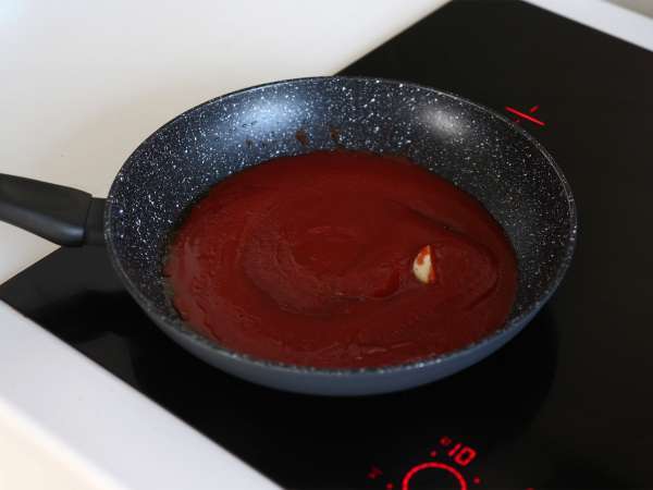 Conchiglioni, polnjeni z rikoto in špinačo: neustavljiva pečena vegetarijanska jed - Priprava korak 1