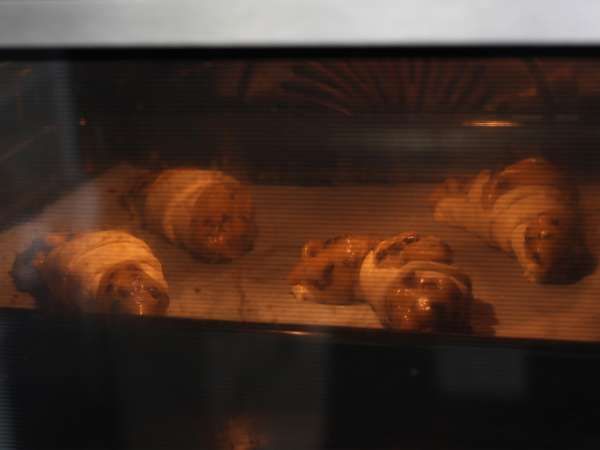 Izjemno gurmanski, izjemno enostavni krofi. Popolna kombinacija rogljička in piškota! - Priprava korak 8