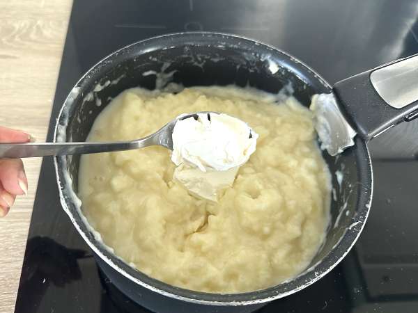 Kremast in enostaven pire iz manioke - Priprava korak 5