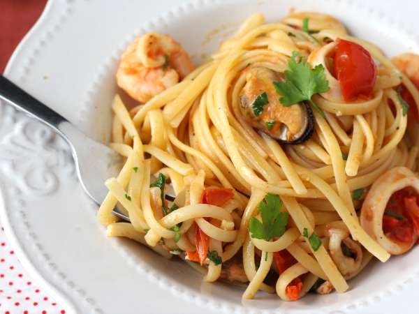 Testenine z zamrznjenimi morskimi sadeži, okusen in zelo hiter prvi tečaj - Priprava korak 7