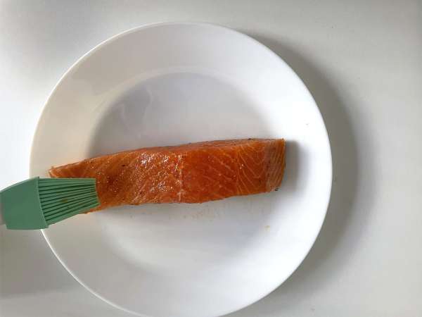 Losos v cvrtniku: zdrav in bogatega okusa - Priprava korak 2