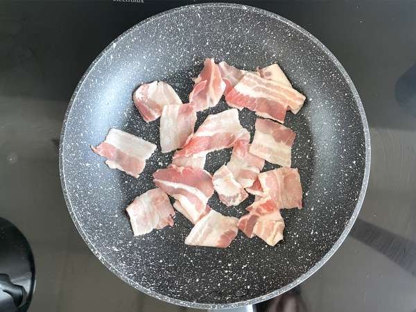 Riž z rdečim fižolom in slanino: tipična kubanska jed - Priprava korak 1