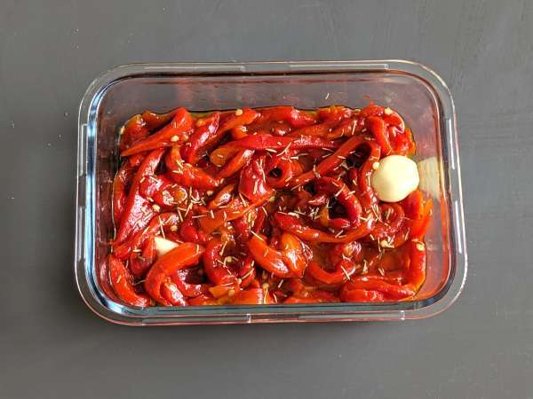 Solata s praženo papriko v zračnem cvrtniku - Priprava korak 5