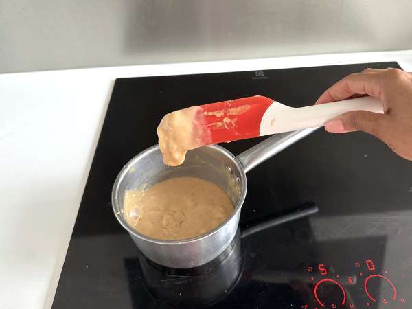 Arašidni brigadeiro, okusna brazilska sladica - Priprava korak 2