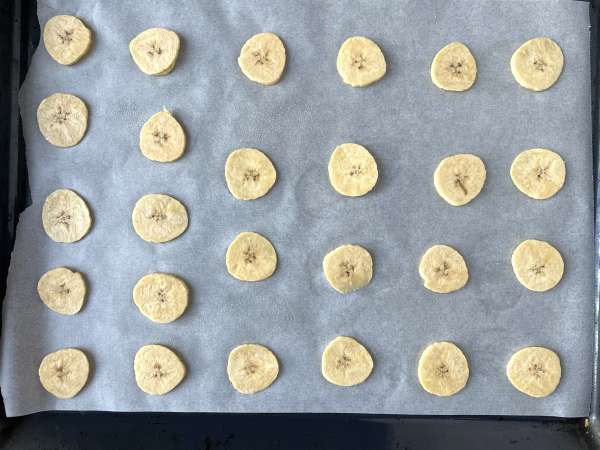 Plantainov čips, pečen v pečici - Priprava korak 3