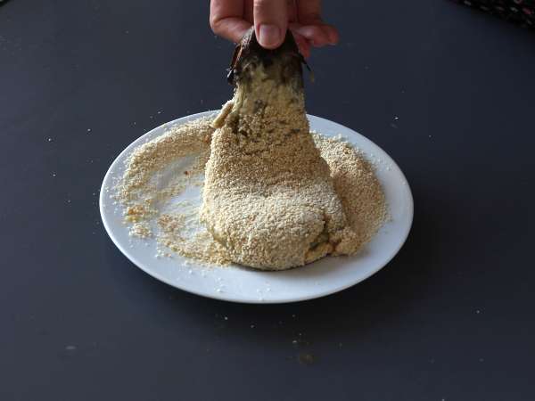 Bakan v prahu po milansko, vendar vegetarijansko - Kuhanje v aparatu za cvrtje na zraku - Priprava korak 8