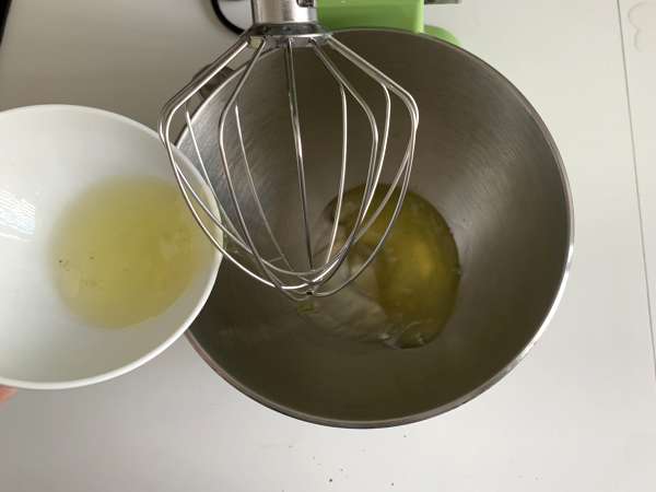 Meringe v obliki ljubkih vrtnic! - Priprava korak 1