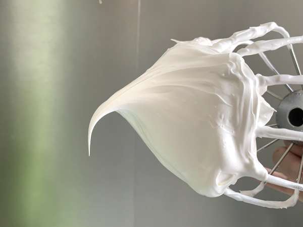 Meringe v obliki ljubkih vrtnic! - Priprava korak 3