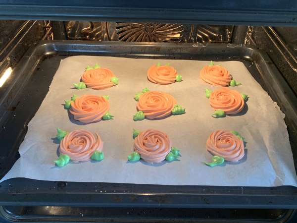 Meringe v obliki ljubkih vrtnic! - Priprava korak 9