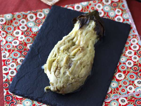 Kako v aparatu Air Fryer enostavno spečete in olupite jajčevce? Na enostaven način! - Priprava korak 6