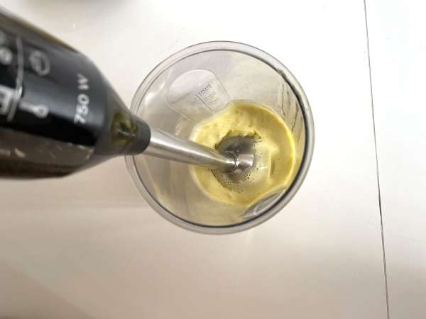 Domača majoneza z oljčnim oljem - Priprava korak 3