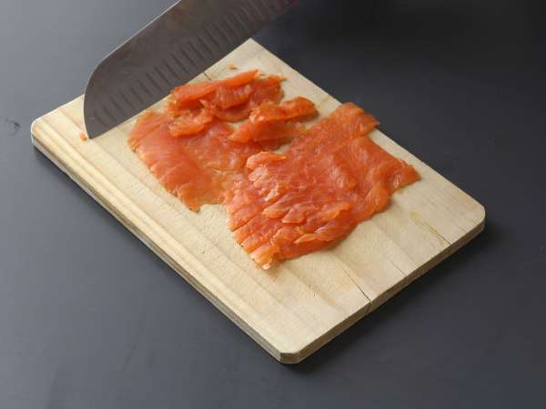 Super osvežujoč poletni tart: rikota, kumare in dimljeni losos - Priprava korak 6