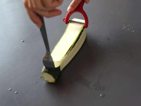 Kebab iz bučk z okusno, začinjeno azijsko omako - Priprava korak 2