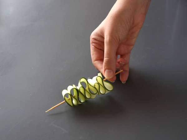 Kebab iz bučk z okusno, začinjeno azijsko omako - Priprava korak 4